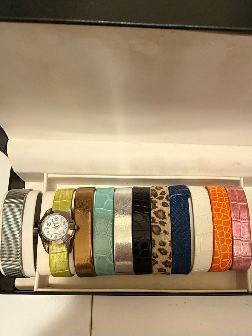 Gossip Quartz Wrist Watch Boxed Set with 10 Interchangeable Bands Needs Battery